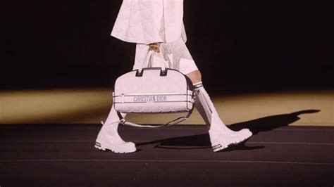 dior pop-up 2022|Dior vibe pop up bag.